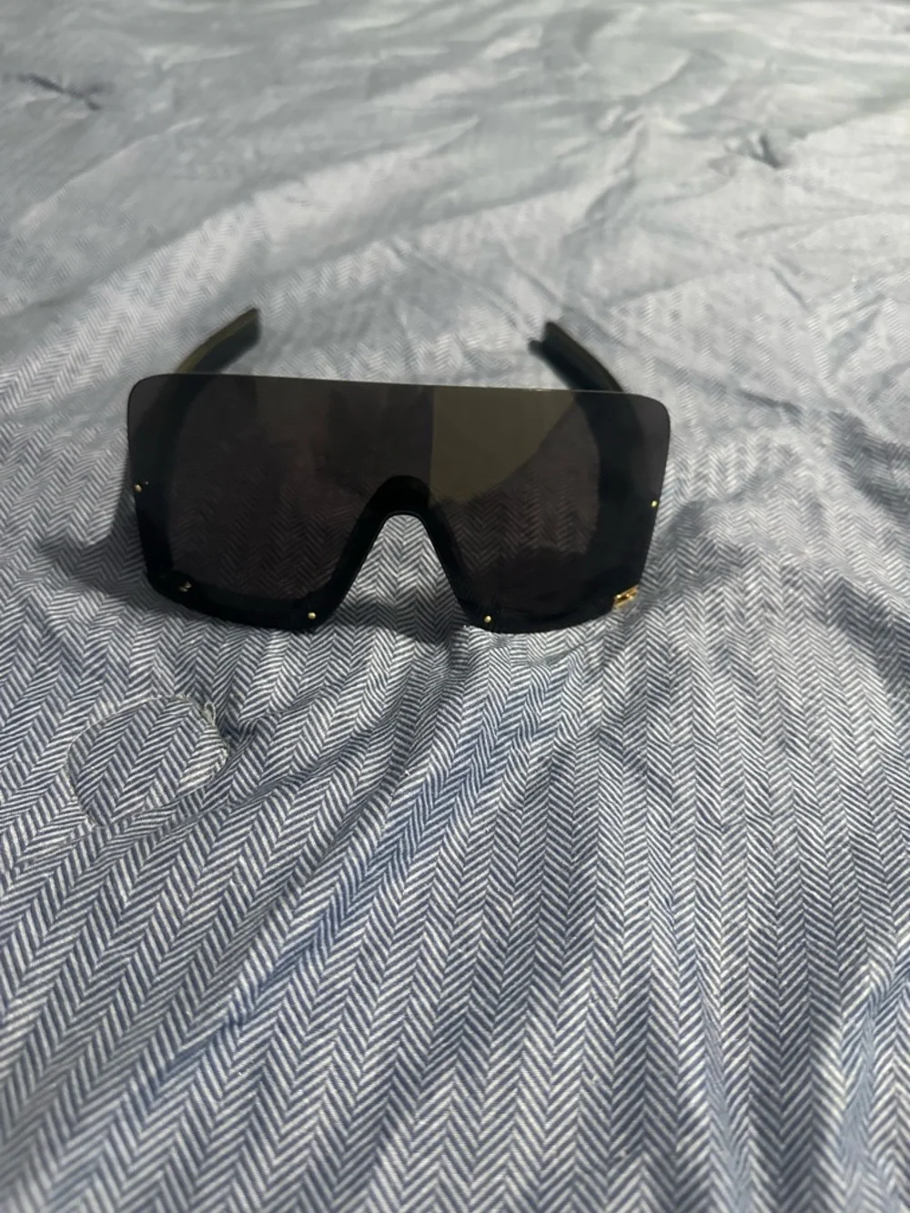 Gucci Black Shield VR/AR Visor Sunglass Accessory